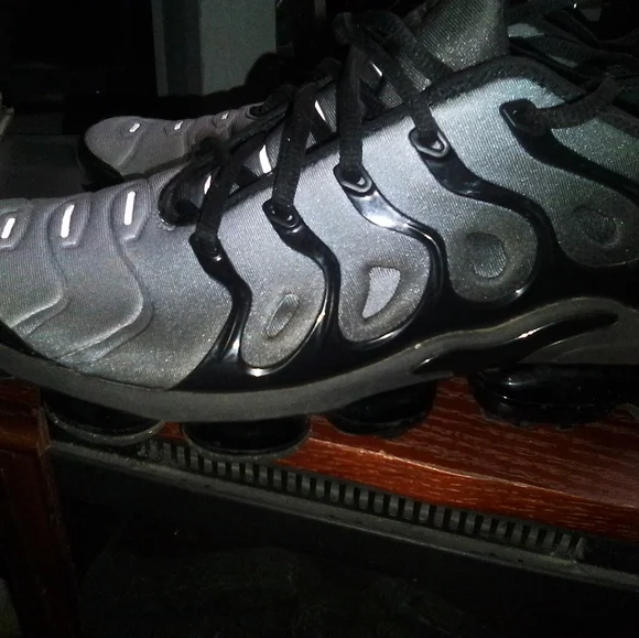Nike Vapor Max Plus Worn Around The House Gf Bought Too Small sz 10 - Picture 9 of 10